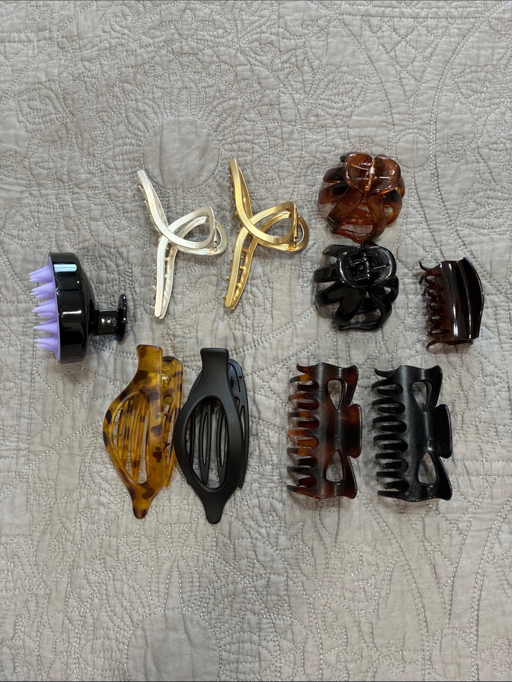 Assorted Hair Clips and Claw Grips - Black, Brown, Tortoise, silver and Gold